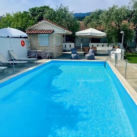 Dafni 公寓式酒店