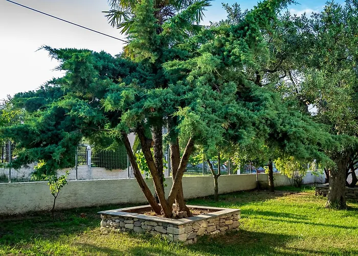 Dafni Lejlighedshotel